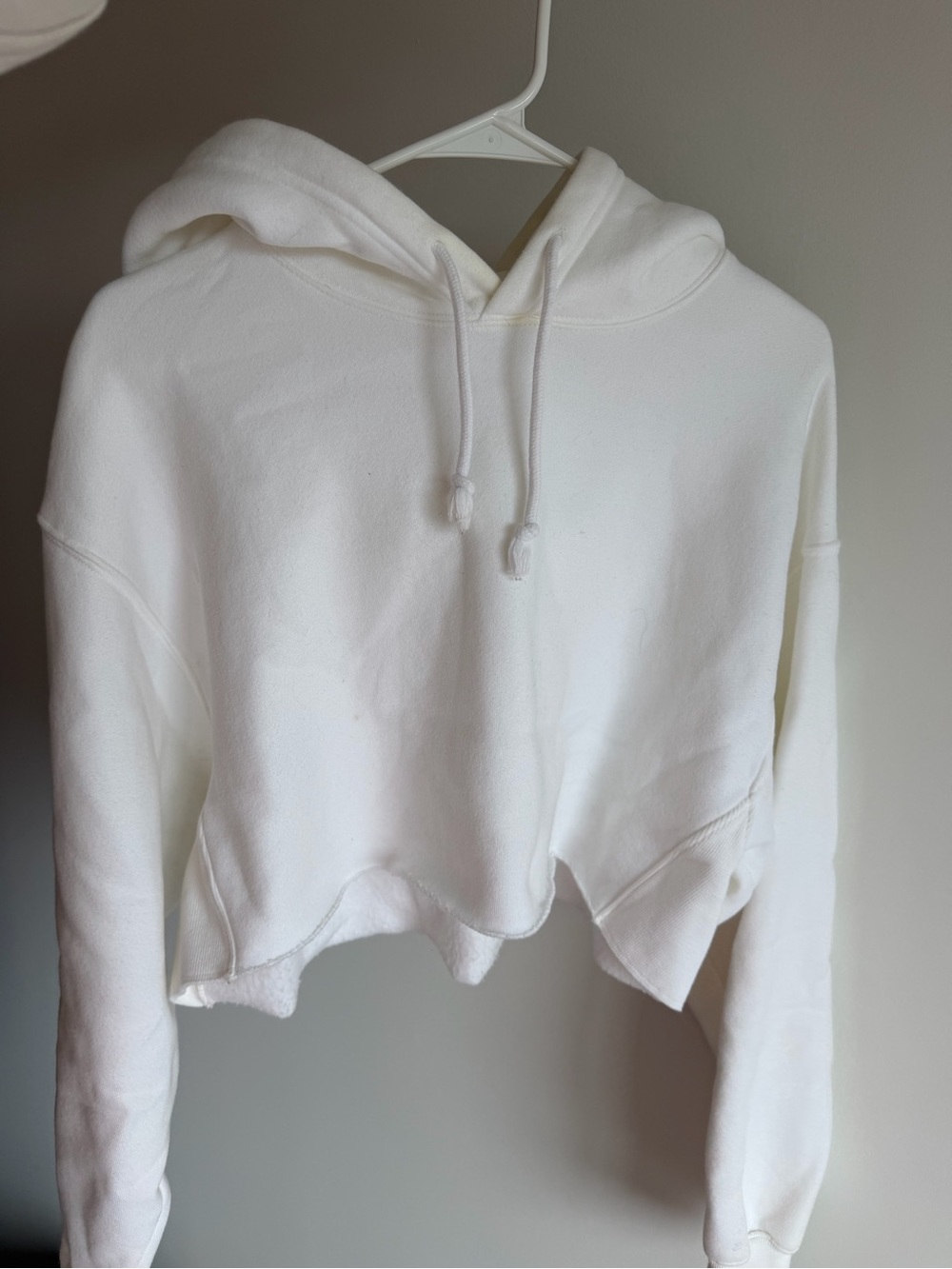 Aritzia White Cropped Hooded Sweatshirt